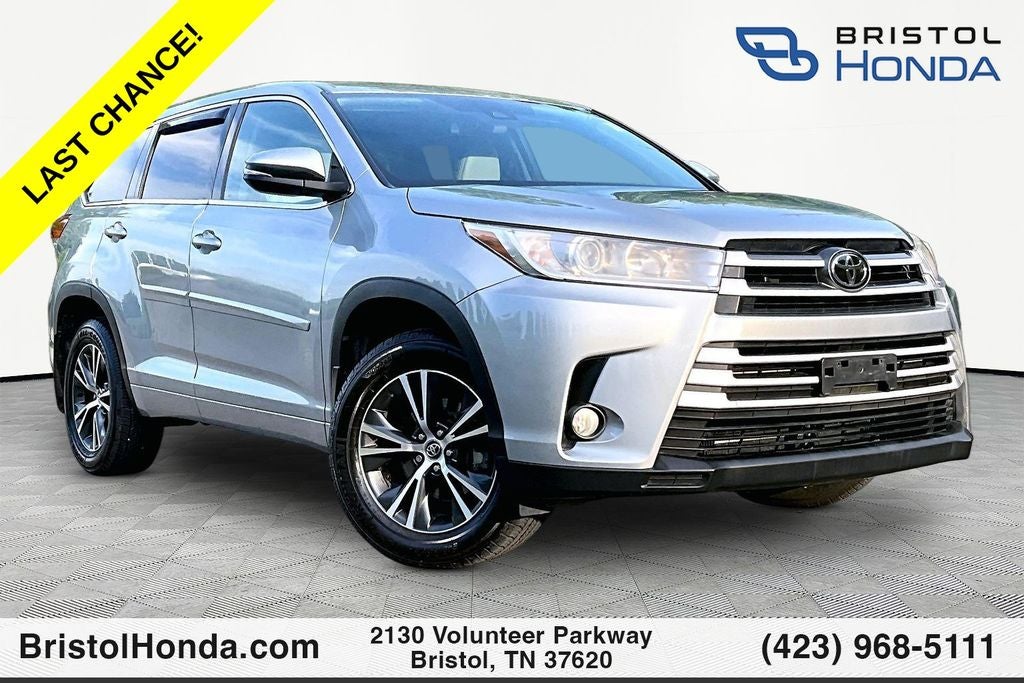 2017 Toyota Highlander LE Plus in Celestial Silver Metallic — front three-quarter view